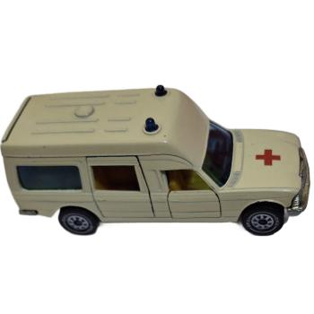 Siku ® 1613 Mercedes Ambulanz gebraucht