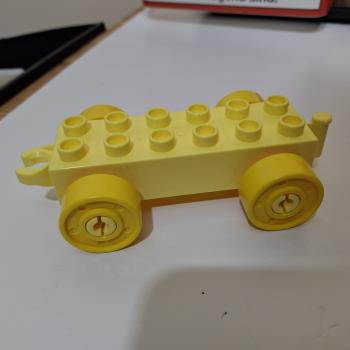 LEGO® DUPLO® 11248 Anhänger 2 x 6 hellgelb / gelb gebraucht