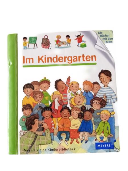 Meyers Die kleine Kinderbibliothek, Buch mit Folien - Im Kindergarten ( Band 63 ) gebraucht