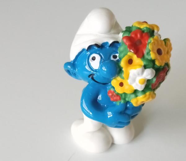 Schleich ® 20469 Schlumpf mit Strauß gebraucht