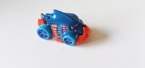 Hot Wheels ® Piranha Terror 2009 gebraucht