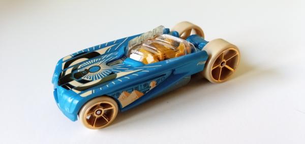 Hot Wheels ® Pharodox gebraucht