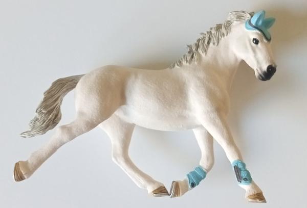 Schleich ® Springpferd aus 42160 gebraucht