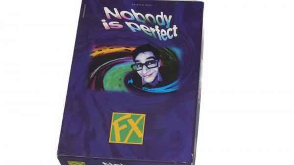 NOBODY IS PERFECT gebraucht